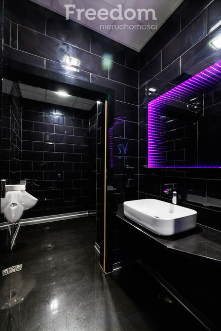 Klub muzyczny w pełni wyposażony z potencjałem