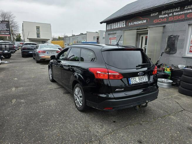 Ford Focus 1.0 EcoBoost 125 KM, Grzana Kierownica, Asystent Parkowania, Klima