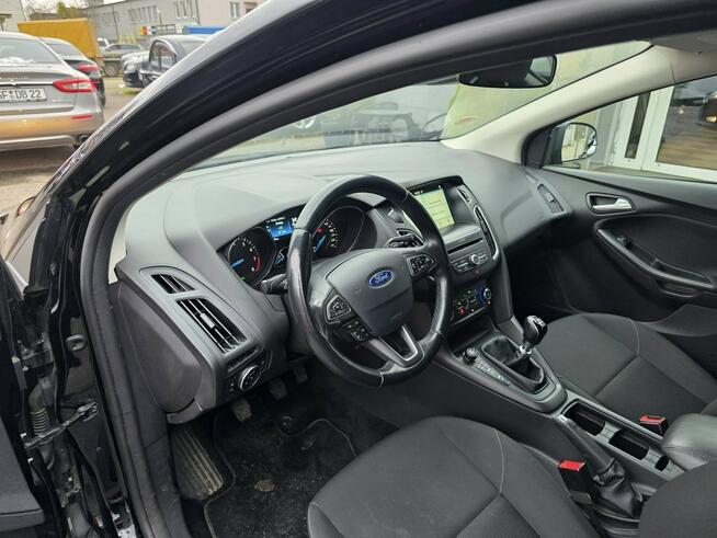 Ford Focus 1.0 EcoBoost 125 KM, Grzana Kierownica, Asystent Parkowania, Klima