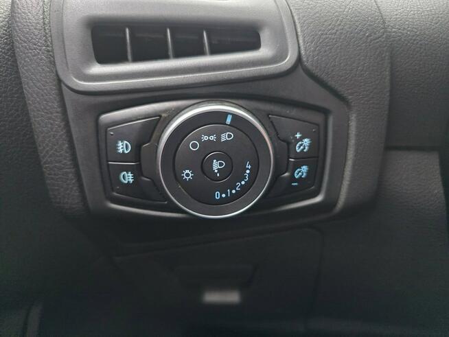 Ford Focus 1.0 EcoBoost 125 KM, Grzana Kierownica, Asystent Parkowania, Klima
