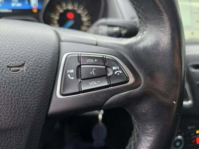 Ford Focus 1.0 EcoBoost 125 KM, Grzana Kierownica, Asystent Parkowania, Klima