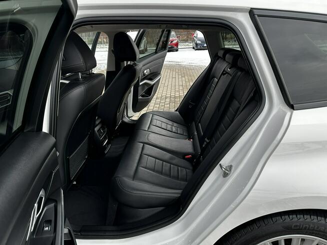 BMW 320 Full LED, Skóra, Grzane fotele, 3xClimatronic, Kamera ,Alu, GWARANCJA