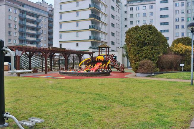 2pok. 56m²,XIIp.,Przytulne,Zadbane,Garaż,Piwnica