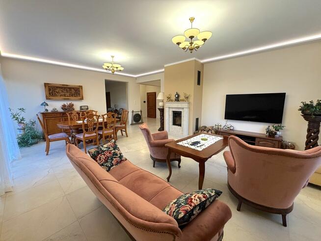 Dom Pruszowice gm. Długołęka, Wspólna