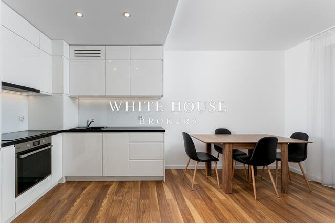 3 pokojowe mieszkanie, balkon, miejsce postojowe