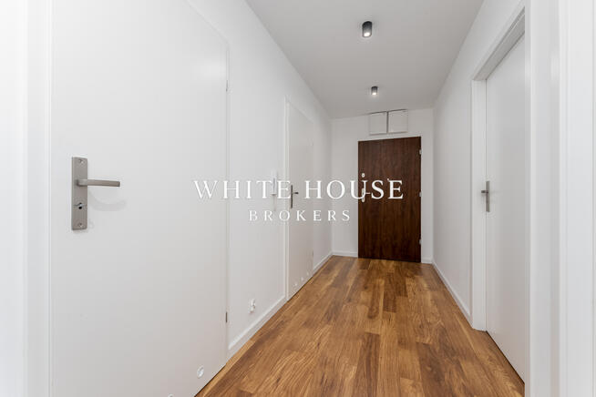 3 pokojowe mieszkanie, balkon, miejsce postojowe