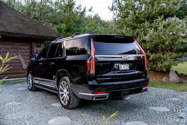 Cadillac Escalade ESV / 6.2 426KM / 7-osobowy / Bogata opcja / Jak NOWY / Bezwypadkowy