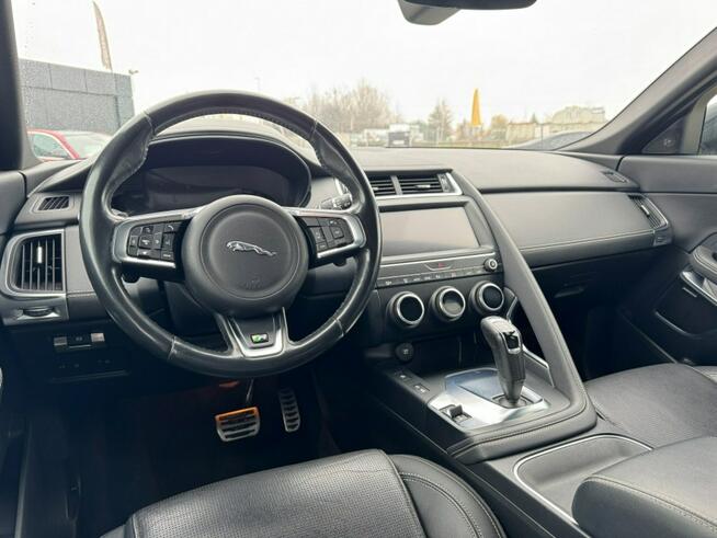 Jaguar E-Pace Key less / Nawigacja / Meridian / Kamera cofania / Tempomat / FV 23%