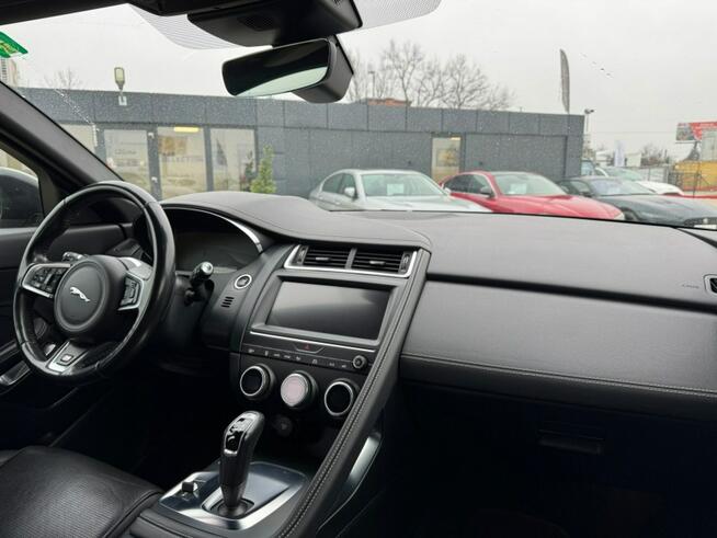 Jaguar E-Pace Key less / Nawigacja / Meridian / Kamera cofania / Tempomat / FV 23%