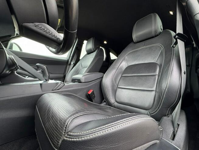 Jaguar E-Pace Key less / Nawigacja / Meridian / Kamera cofania / Tempomat / FV 23%
