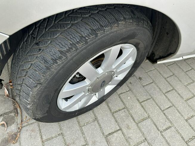 Ford Fusion Wymieniony rozrząd, klimatyzacja, parktronik, ,skórzana kierownica