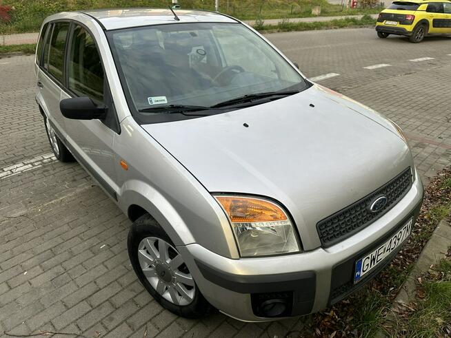 Ford Fusion Wymieniony rozrząd, klimatyzacja, parktronik, ,skórzana kierownica