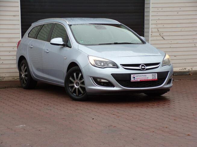 Opel Astra Klimatronic .Kamera /Navi /1,4 /141KM /2016r