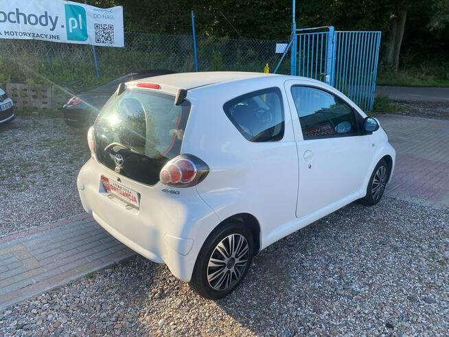 Toyota Aygo 1.0 I klima Navi duże radio dotyk gwarancja 6 miesięcy zadbany bez wkl