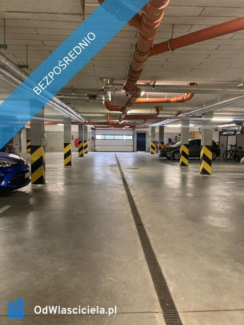 Miejsce postojowe w garażowcu n. Cukrownia.