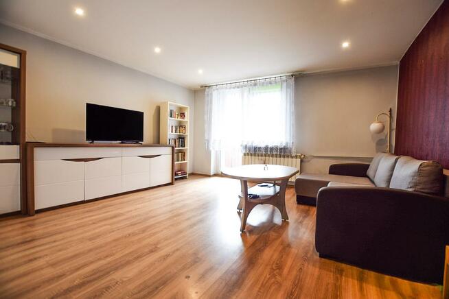 Mieszkanie Bytom Karb, Konstytucji