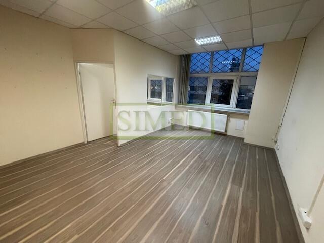 Ochrona,parking, dostęp24h,dobry dojazd