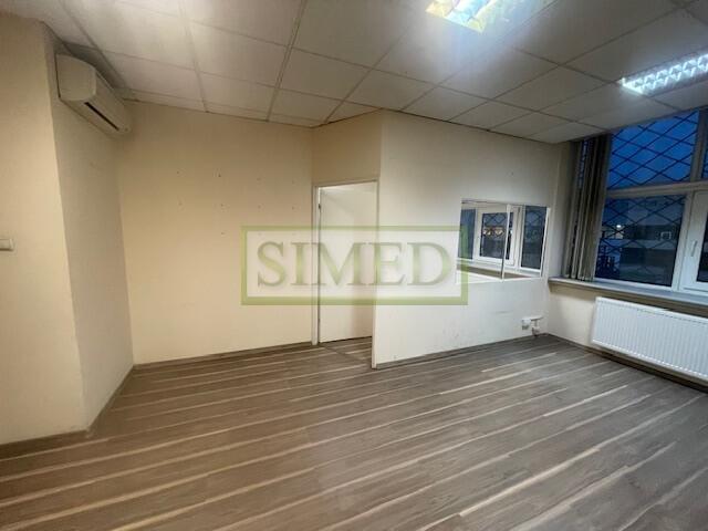 Ochrona,parking, dostęp24h,dobry dojazd