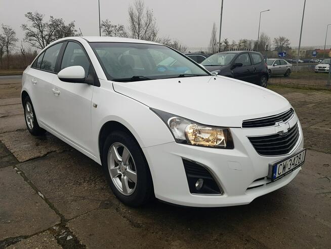 Chevrolet Cruze 1,8 Benzyna Klimatronik Nawigacja Zarejestrowany Gwarancja