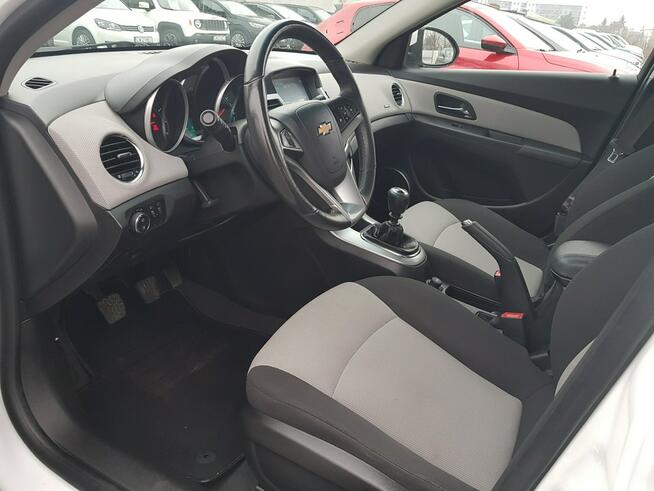 Chevrolet Cruze 1,8 Benzyna Klimatronik Nawigacja Zarejestrowany Gwarancja