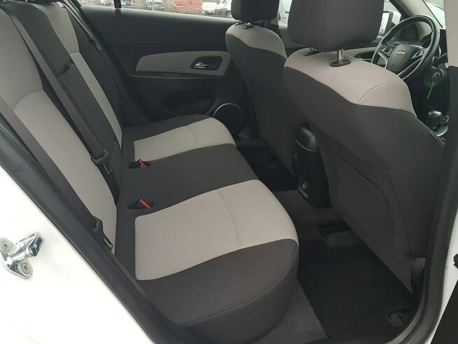 Chevrolet Cruze 1,8 Benzyna Klimatronik Nawigacja Zarejestrowany Gwarancja