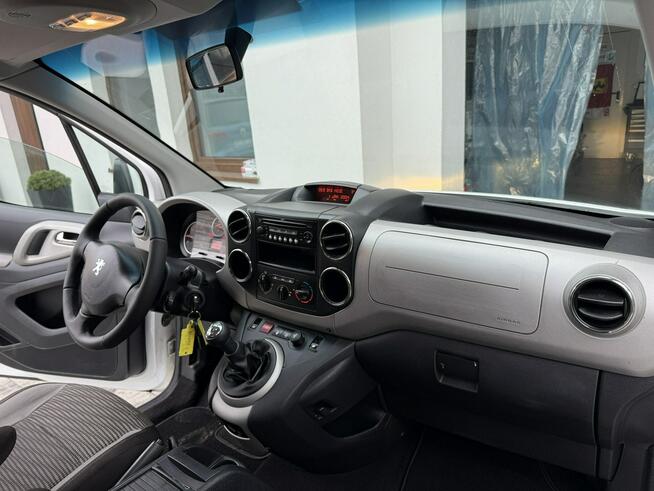 Peugeot Partner NOWY ROZRZĄD !!! Zadbany z oryginalnym przebiegiem !!!