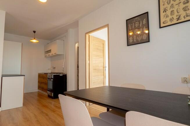 Zielińskiego 64, Krzyki, 2 pokoje z balkonem, 47m2