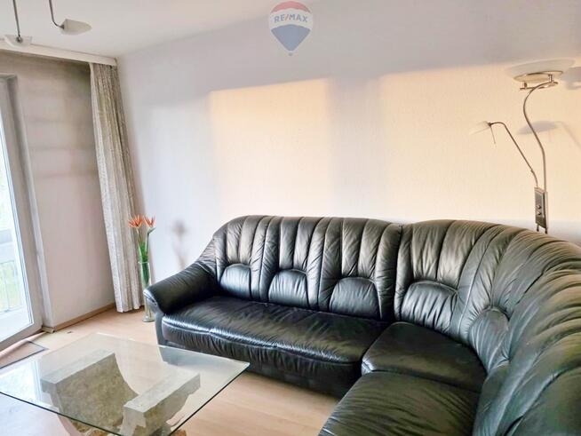 Pierwsze piętro, 3 pokoje, balkon