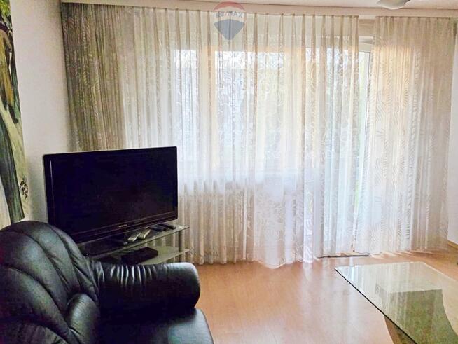 Pierwsze piętro, 3 pokoje, balkon