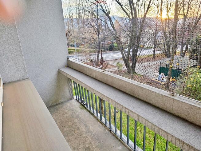 Pierwsze piętro, 3 pokoje, balkon