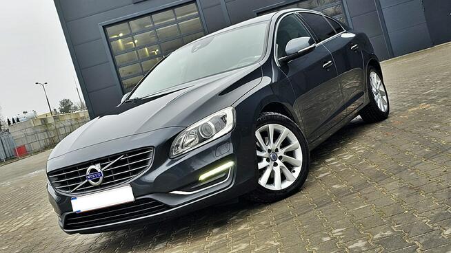 Volvo S60 LiFt 2,0D Bi Xenon Ledy Skóra Grzana Navi Harman Kardon Full Opcja