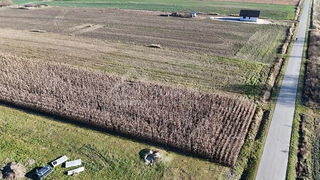 Wyjątkowa działka budowlana 1571 m² – Sielec