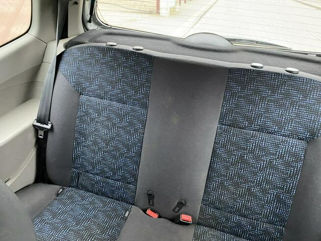 Renault Twingo Niski przebieg, przegląd do 2026, klimatyzacja,Isofix, zadbany