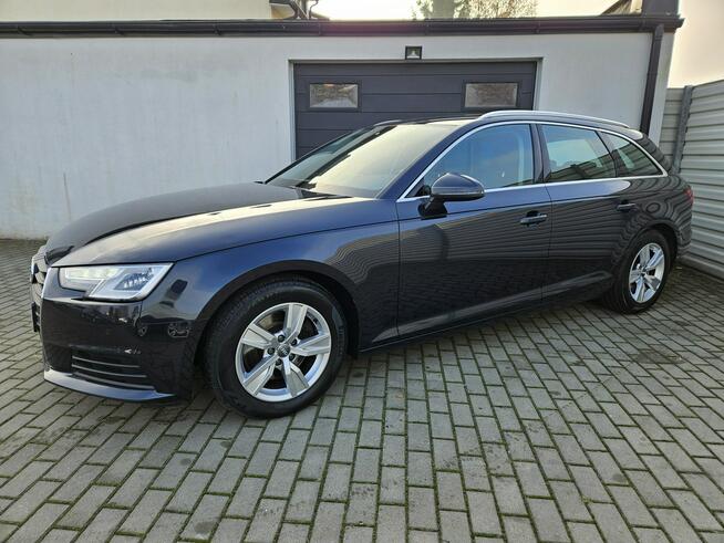Audi A4 2.0 TDI 150KM manual BEZWYPADEK zadbany BDB stan SERWIS ASO FV23%