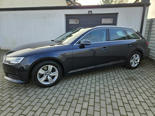 Audi A4 2.0 TDI 150KM manual BEZWYPADEK zadbany BDB stan SERWIS ASO FV23%