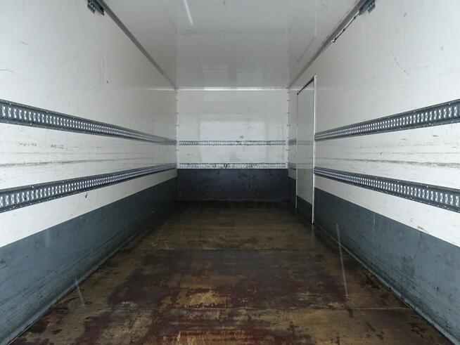 Renault D12 KONTENER, Winda , Blokada mostu Przebieg Udokumentowany , Winda , Kontener 18 paletowy ,