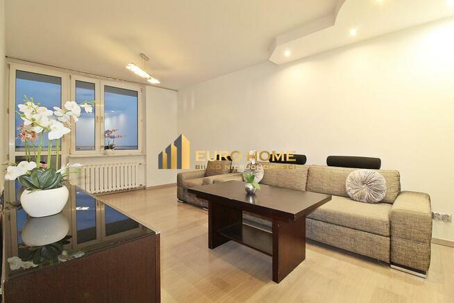 RONDO WIATRACZNA- UMEBLOWANE- DO CENTRUM 20 MINUT