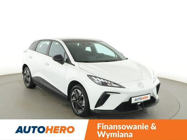 MG 4 EV klima-auto ACC czujniki parkowania LED