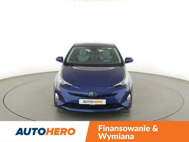 Toyota Prius Lounge navi kamera BiLED JBL ACC