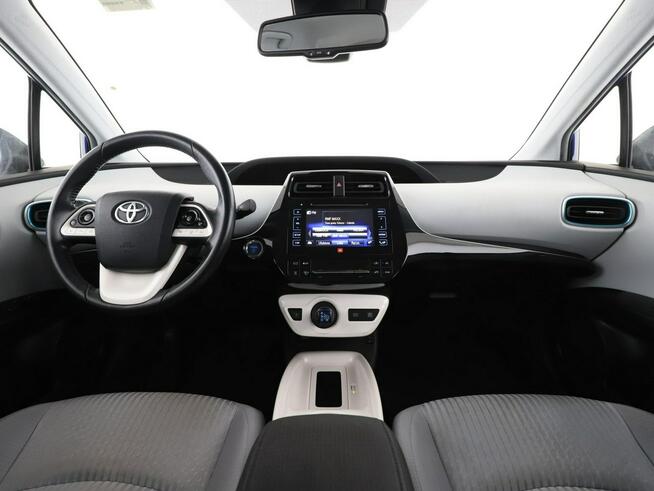 Toyota Prius Lounge navi kamera BiLED JBL ACC