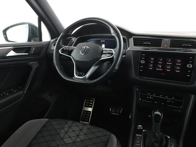 Volkswagen Tiguan FV23% lift 4x4 DSG full LED virtual cocpit klima auto navi kamery