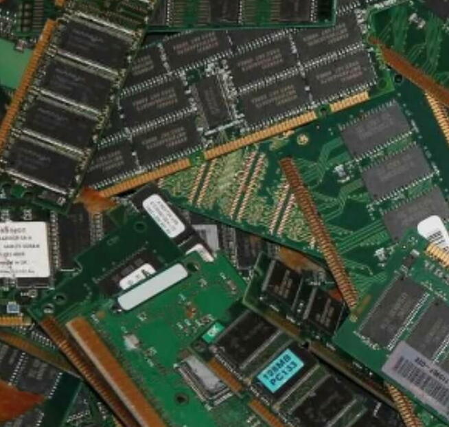 Mobilny skup kabli, komputerów, silników, elektroniki