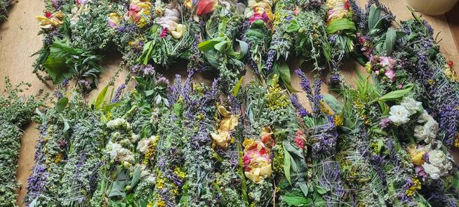 kadzidełka 3 sztuki + ognioodporna podstawka prezent