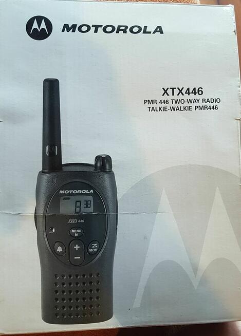 Zestaw 4 radiotelefonów PMR Motorola XTX446