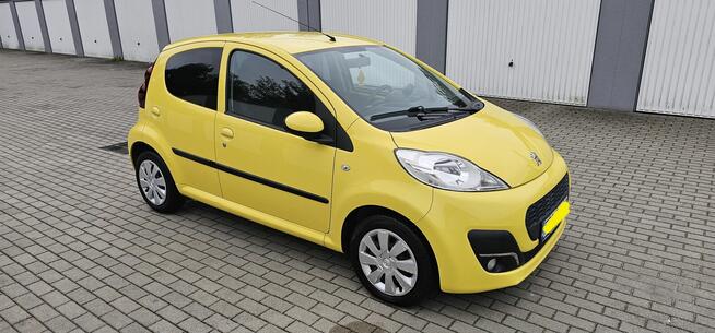 Bardzo ładny Peugeot 107 z klimą! Niski przebieg