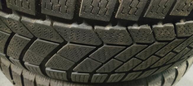 Opony zimowe Continental 205/50/17