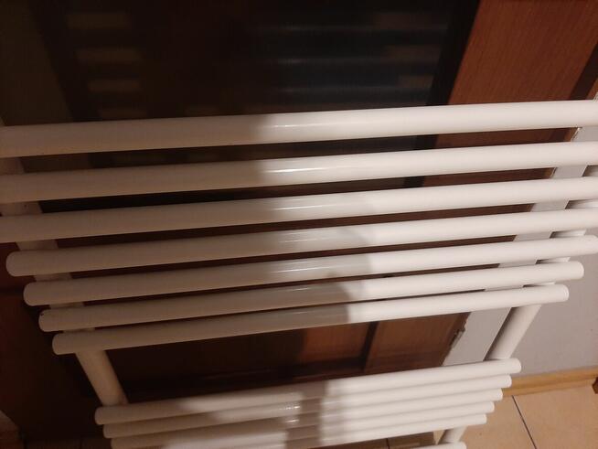 Nowy grzejnik łazienkowy drabinkowy 150 na 60 cm.