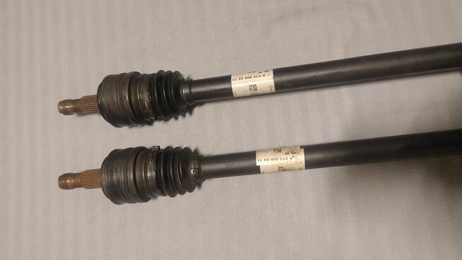 Półoś półosie Mercedes w213 w253 prawa lub lewa A2133502411