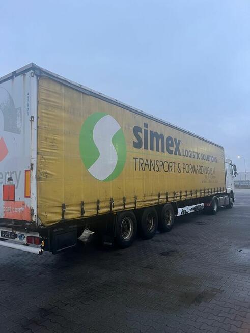 Syndyk sprzeda naczepę Krone SD