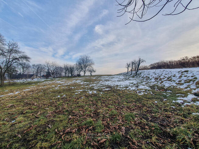 Na sprzedaż: 2 działki budowlane po 7 arów – Kocmyrzów